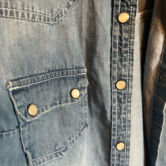 Chambray Button Down Shirt - Picture 3 of 4